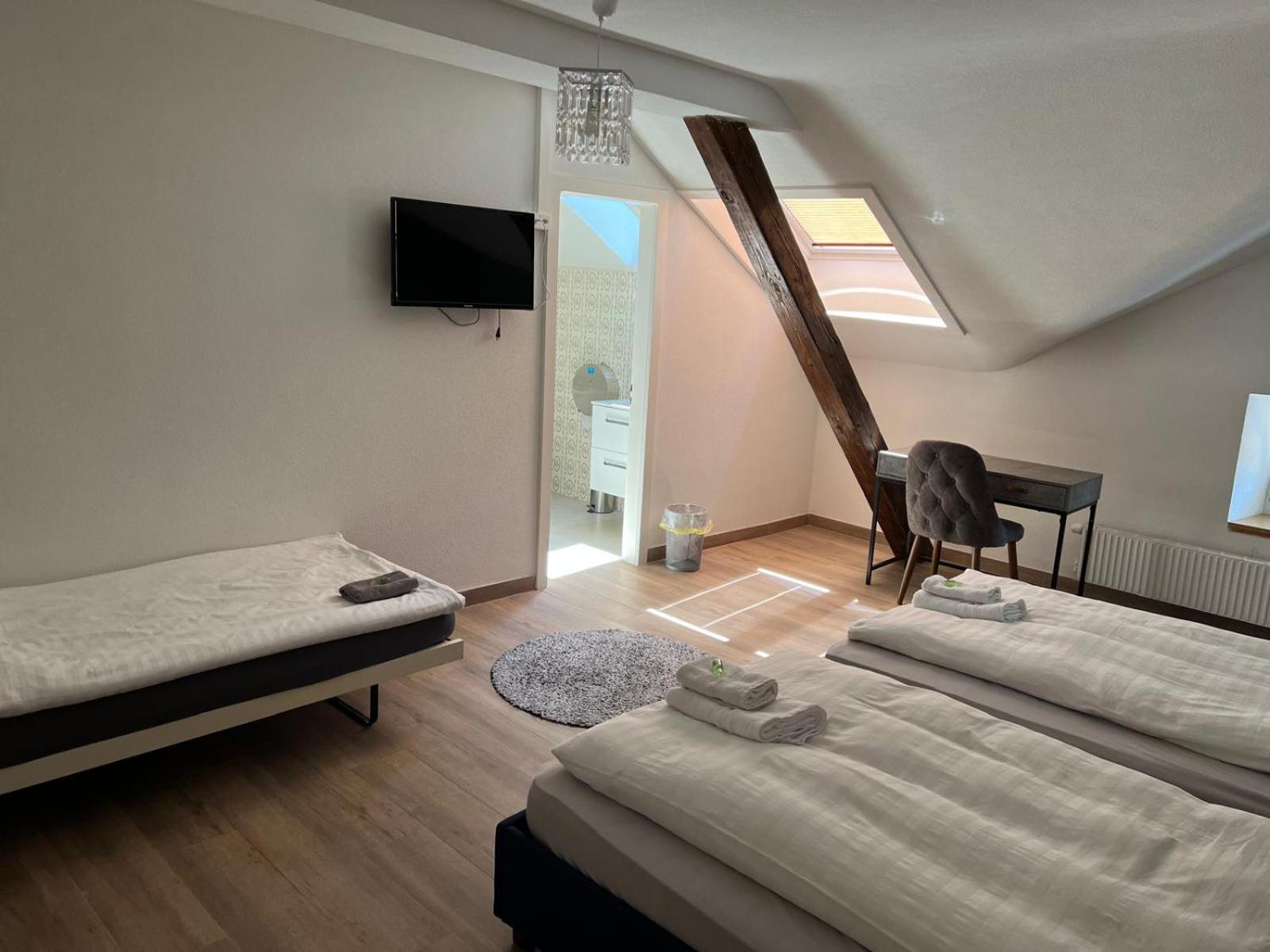 Hotel Restaurant Du Moulin Fleurier Экстерьер фото